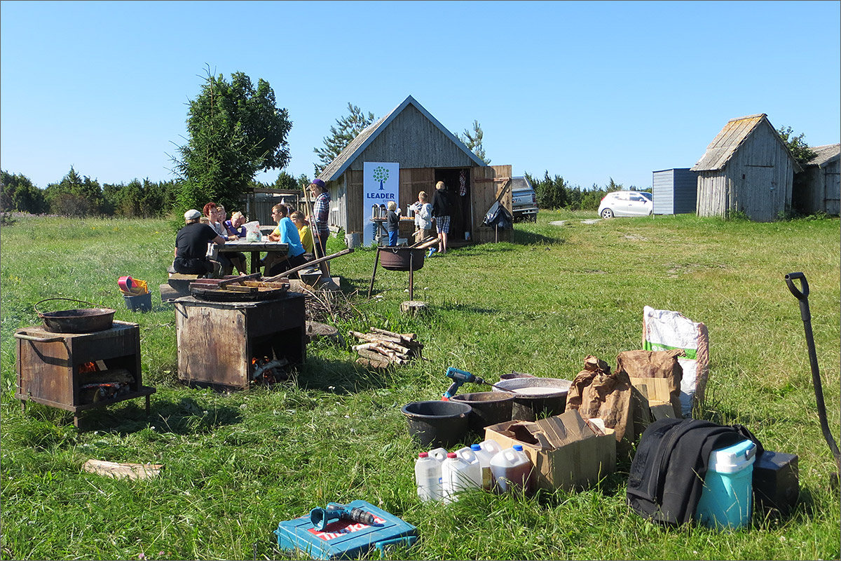 20130707-IMG_0607.jpg - Keeduvärvi õppepäevad Saaremaal 3.-6. juuli 2013. Foto Viktor Tammsaar
